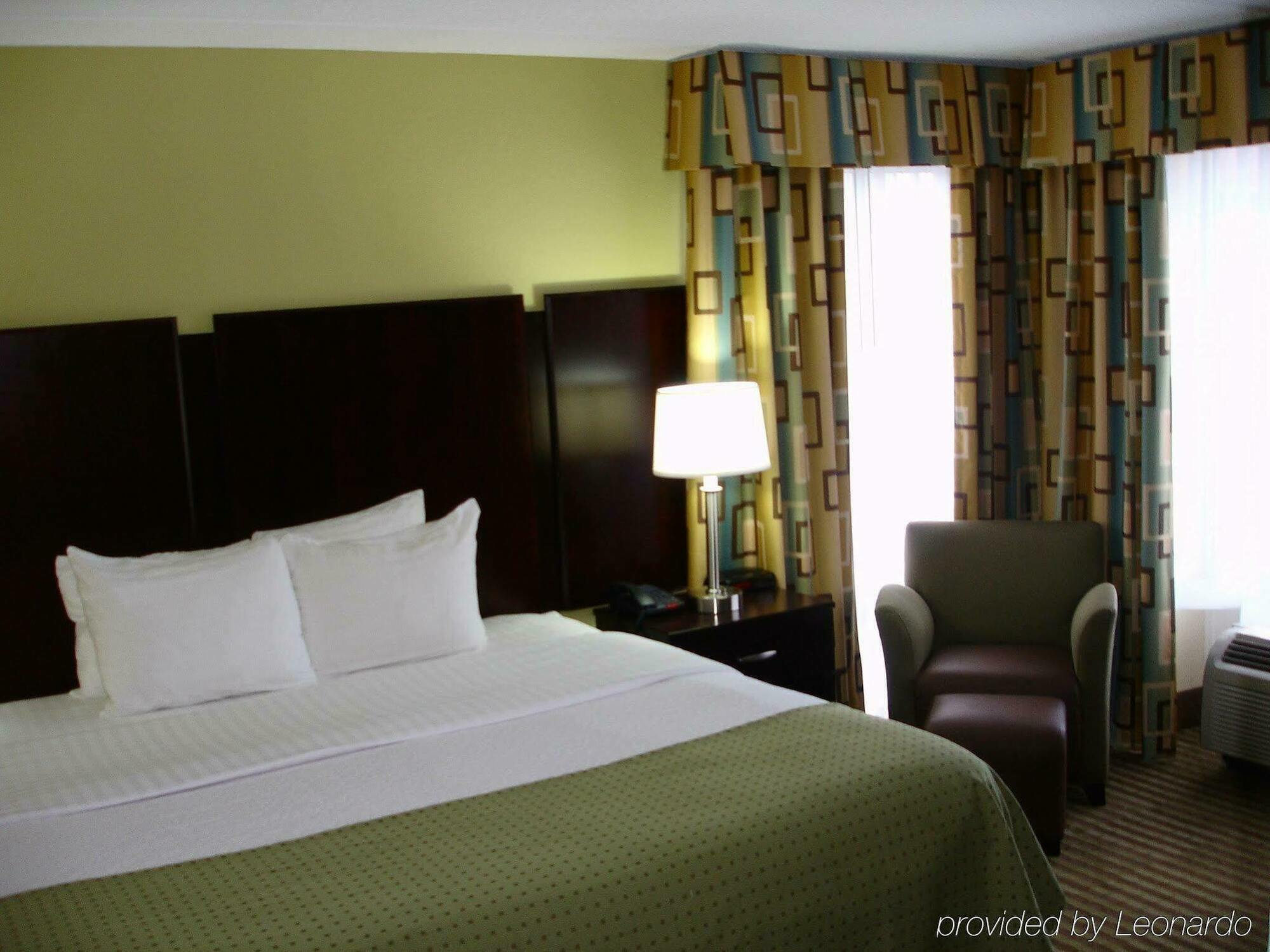 Holiday Inn Express North Myrtle Beach - Little River By Ihg Pokoj fotografie